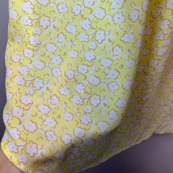 Loft Outlet Women's Sleeveless Floral Ruffle Half Button Blouse Top Yellow Small - Picture 13 of 14